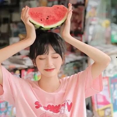 娱乐吃瓜酱的头像图片女,揭秘网红女生的时尚魅力